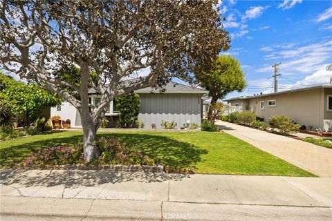 Photo of 3253 Cricklewood Street, Torrance, CA 90505 (MLS # SB26105130)