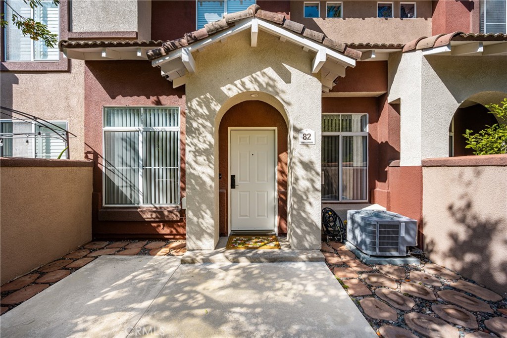 82 Santa Barbara Court