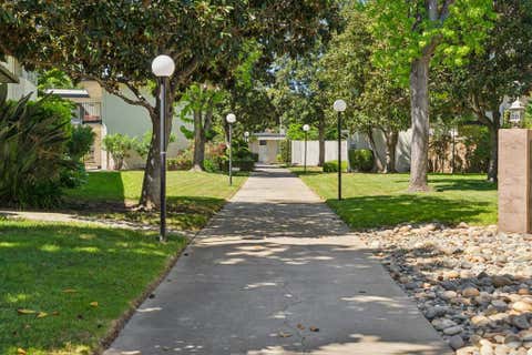 Tiny photo for 14225 Lora DR #21, Los Gatos, CA 95032 (MLS # ML82049682)
