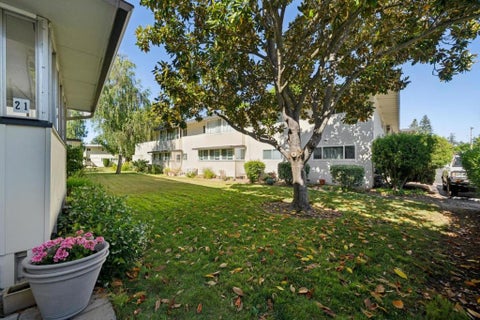 Tiny photo for 14225 Lora DR #21, Los Gatos, CA 95032 (MLS # ML82049682)