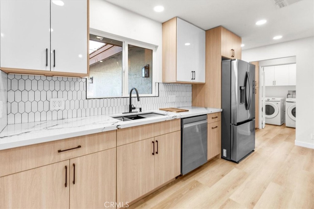 Desert Park Estates (33103) - Residential