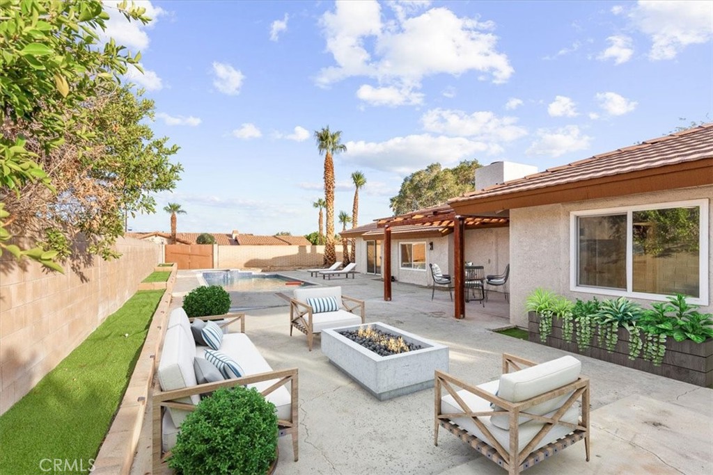 Desert Park Estates (33103) - Residential