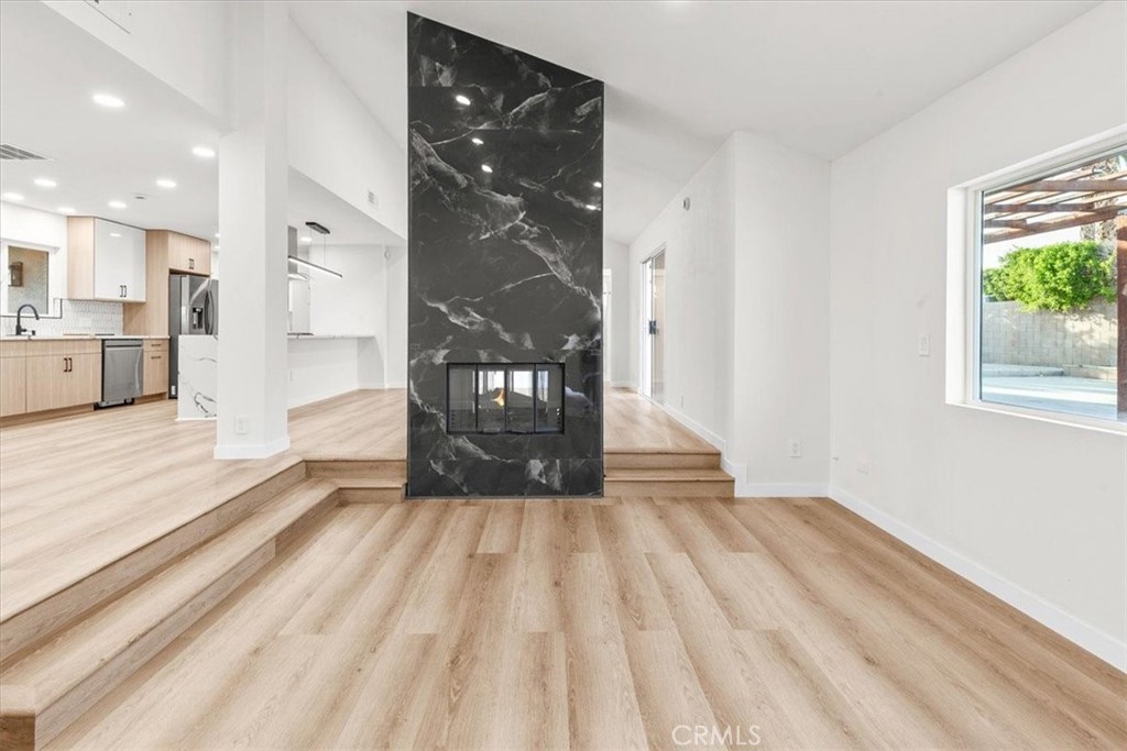 Desert Park Estates (33103) - Residential