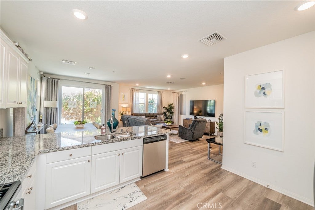 1617 Honeysuckle Place, Upland CA 91784