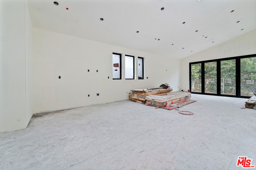 1628 Wellesley Avenue