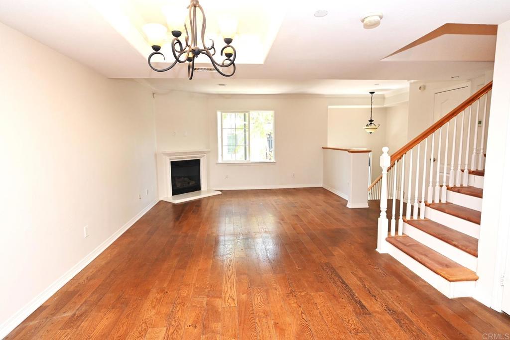 1037 Loretta Lane