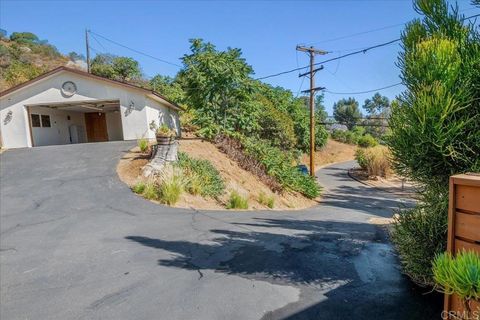 Photo of 11694 Hi Ridge Road, Lakeside, CA 92040 (MLS # PTP2506765) Photo of 11694 Hi Ridge Road, Lakeside, CA 92040 (MLS # PTP2506765)