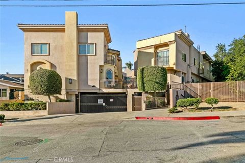 Photo of 6939 Greeley Street #102, Tujunga, CA 91042 (MLS # GD25238920) Photo of 6939 Greeley Street #102, Tujunga, CA 91042 (MLS # GD25238920)