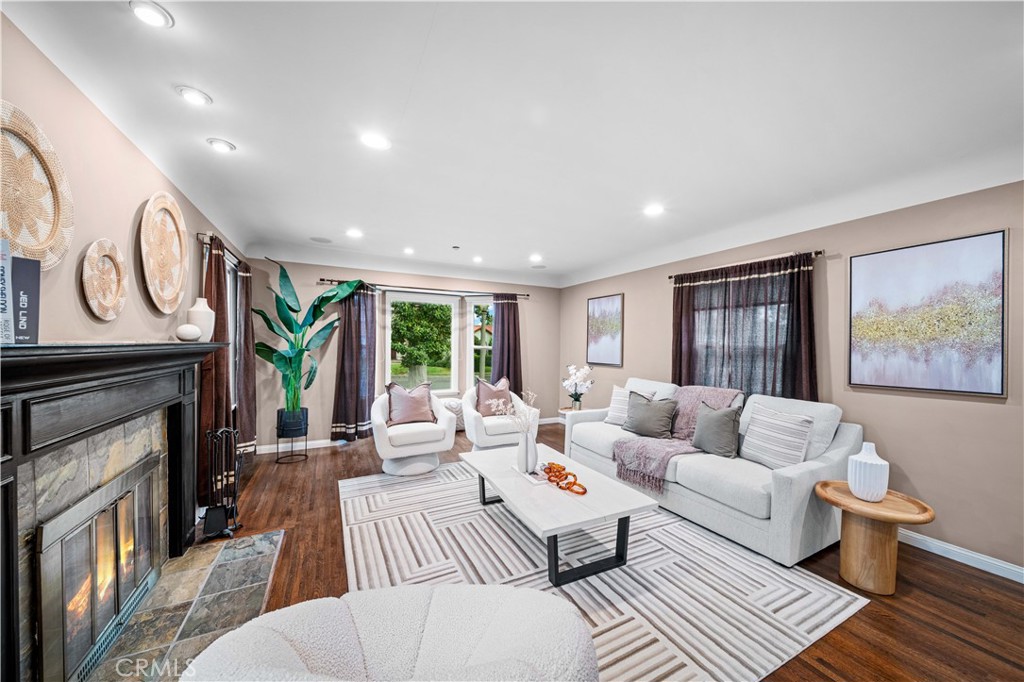 Properties 4 421 Doyle Drive