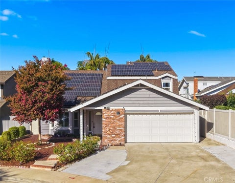 Photo of 17 Whitney, Irvine, CA 92620 (MLS # OC26202669)