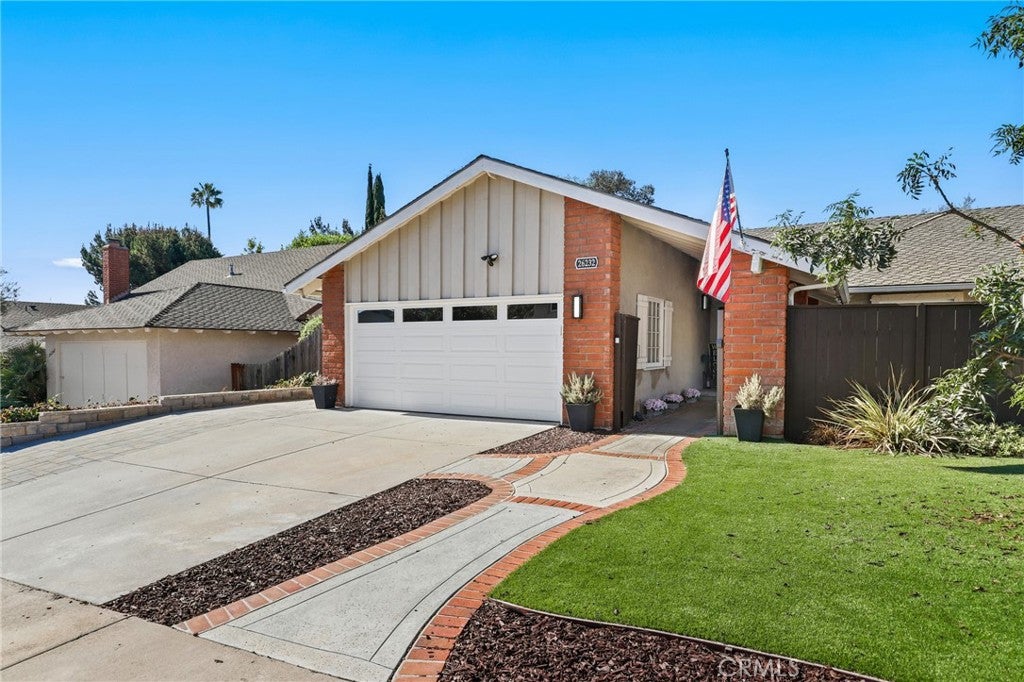 26232 Tarrasa Lane