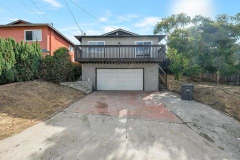 955 Maya Street Spring Valley CA 91977