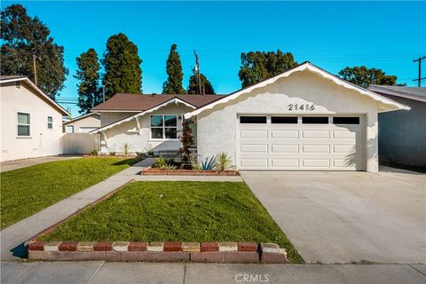 Photo of 21416 Rossford Avenue, Lakewood, CA 90715 (MLS # WS25274551)