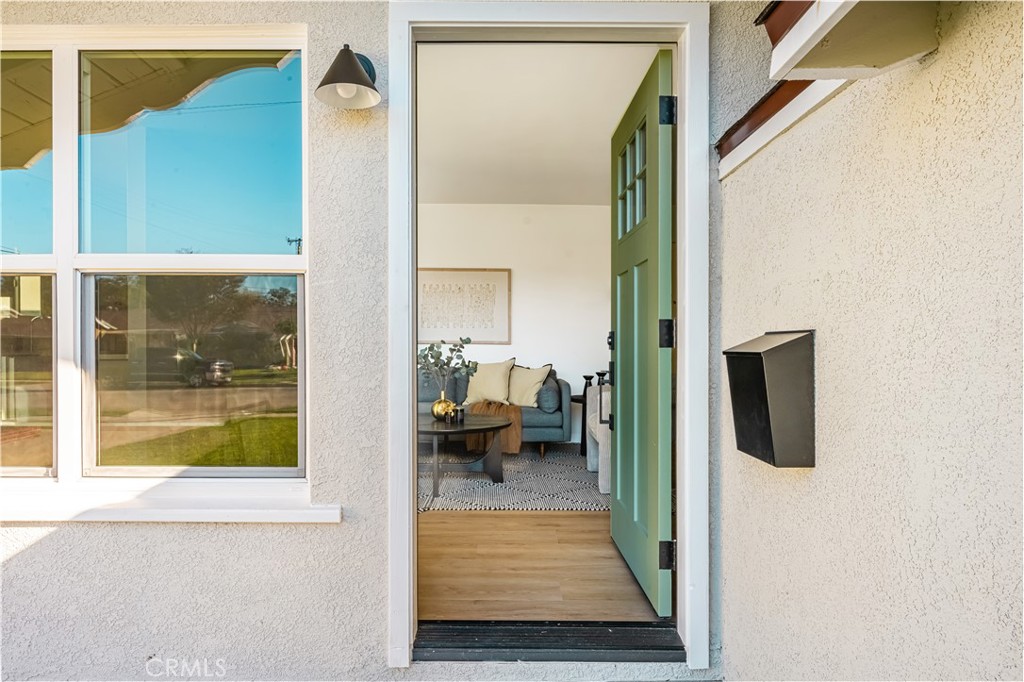 21416 Rossford Avenue