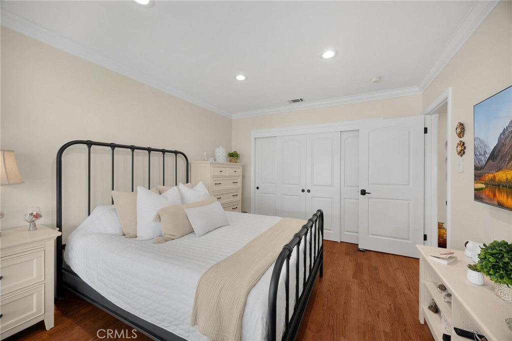 3926 Centralia
