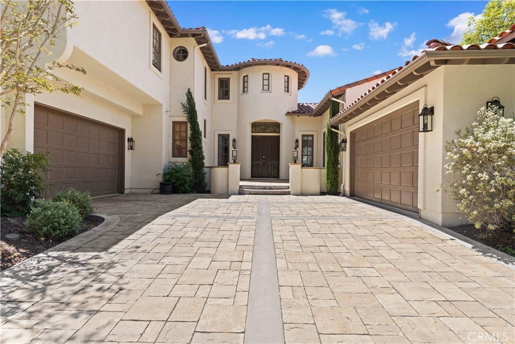 17 Canada Oaks, Trabuco Canyon CA 92679