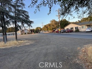 This is a corner lot, flat building area in a great area close to town and public parks. Paved streets are a plus.