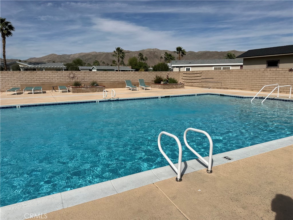 69525 Dillon Road 144