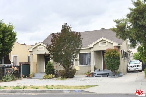 Photo of 3973 S Van Ness Avenue, Los Angeles, CA 90062 (MLS # 26840067)