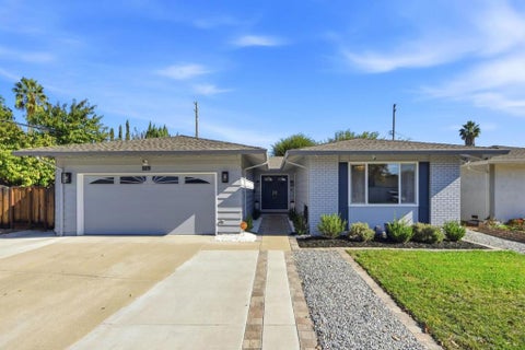 Photo of 5742 San Lorenzo Drive, San Jose, CA 95123 (MLS # ML82065891)