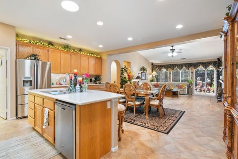 Tiny photo for 26101 Shady Brook Cir, Murrieta, CA 92563 (MLS # SW26083220)