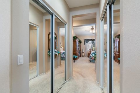 Tiny photo for 26101 Shady Brook Cir, Murrieta, CA 92563 (MLS # SW26083220)