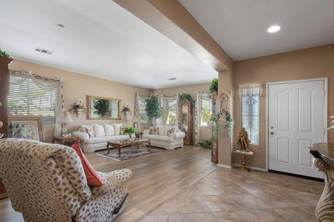 Tiny photo for 26101 Shady Brook Cir, Murrieta, CA 92563 (MLS # SW26083220)