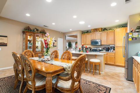 Tiny photo for 26101 Shady Brook Cir, Murrieta, CA 92563 (MLS # SW26083220)