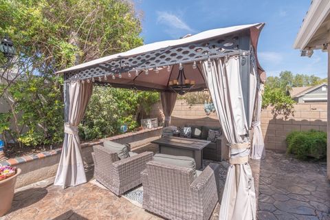 Tiny photo for 26101 Shady Brook Cir, Murrieta, CA 92563 (MLS # SW26083220)