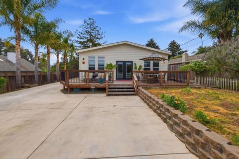 Photo of 68 Mountain View Road, Corralitos, CA 95076 (MLS # ML82041006)