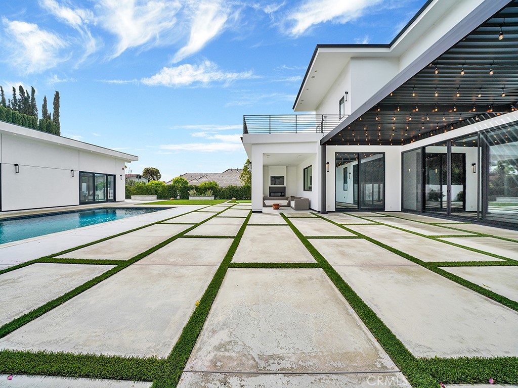 Custom - Residential
