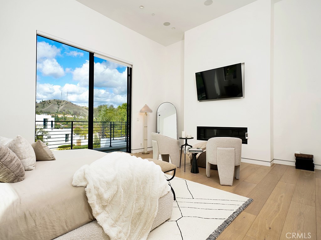 Custom - Residential