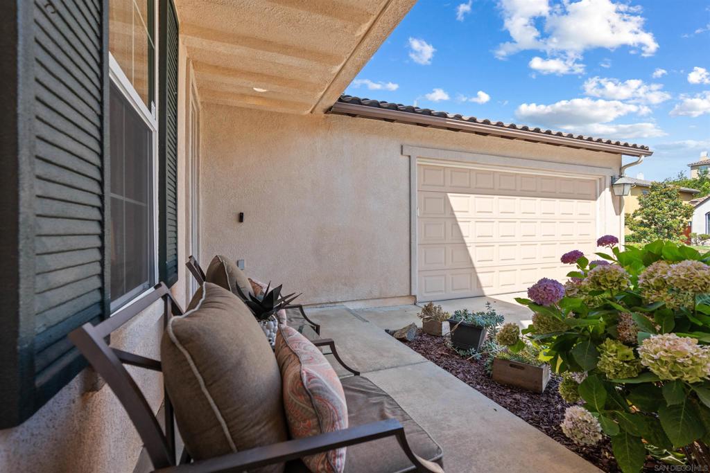 1726 BLUE WATER LANE