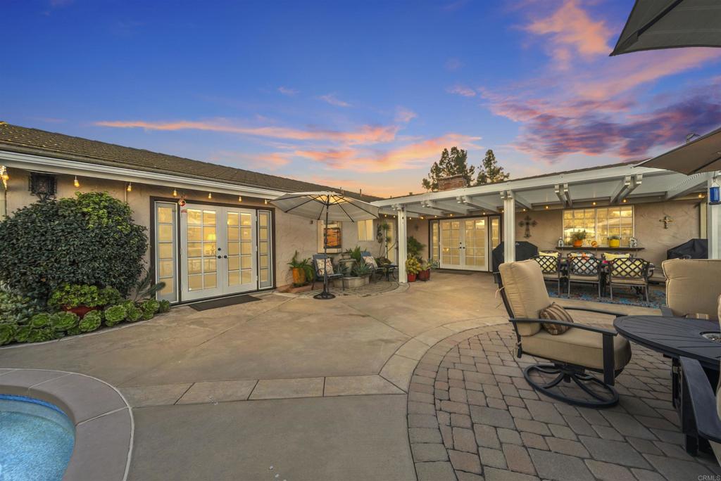 11921 1/2 Fuerte Drive