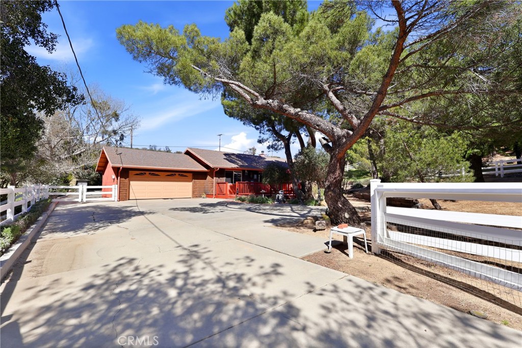 48150 Twin Pines Road