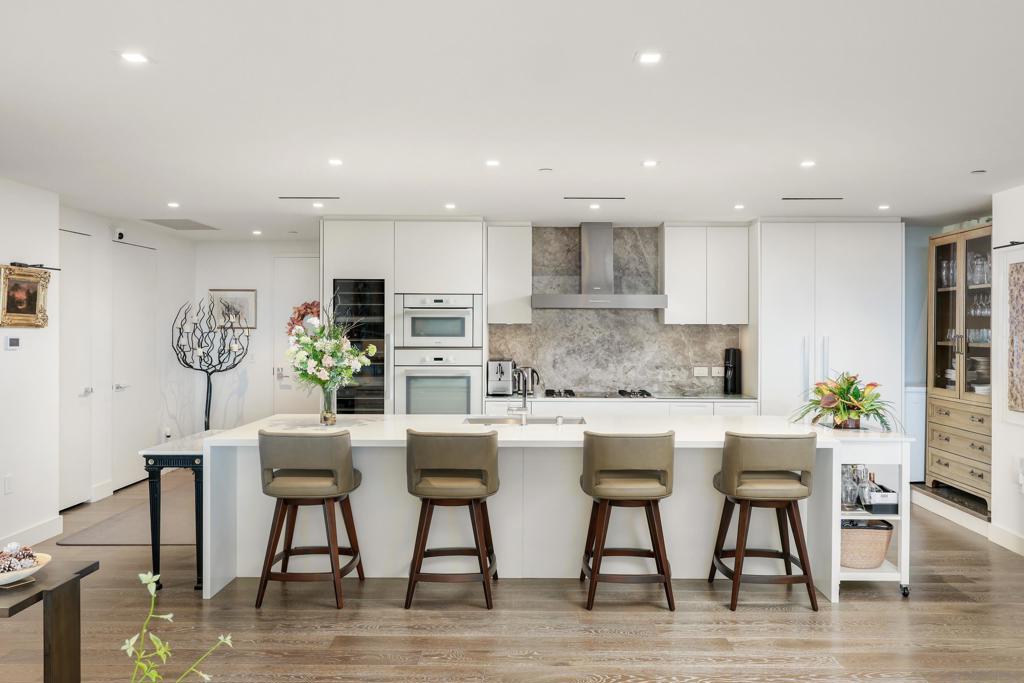 2855 5th Avenue 1302