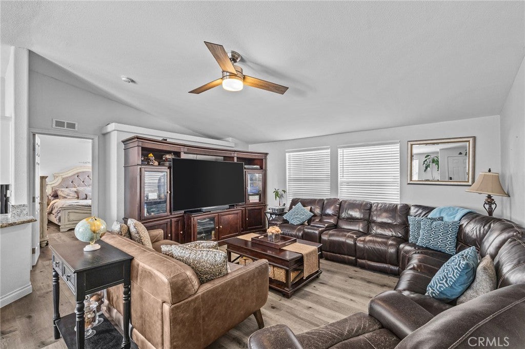 1550 Rimpau 129