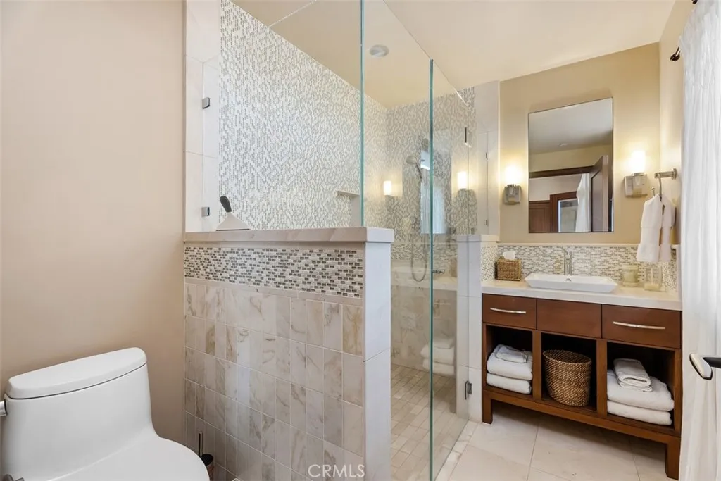 Dana Point, California 92629, United States, 3 Bedrooms Bedrooms, ,4 BathroomsBathrooms,Residential,Active,143008