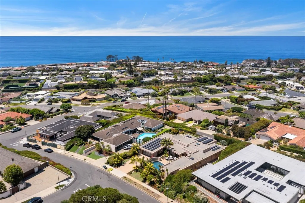 Dana Point, California 92629, United States, 3 Bedrooms Bedrooms, ,4 BathroomsBathrooms,Residential,Active,143008