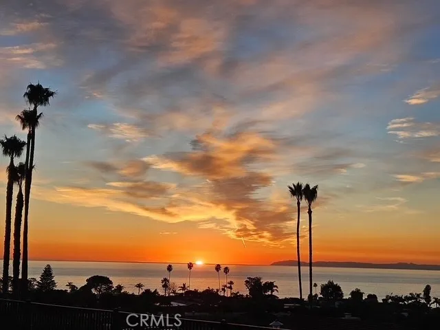 Dana Point, California 92629, United States, 3 Bedrooms Bedrooms, ,4 BathroomsBathrooms,Residential,Active,143008