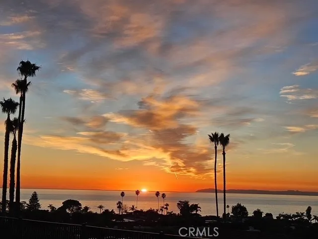 Dana Point, California 92629, United States, 3 Bedrooms Bedrooms, ,4 BathroomsBathrooms,Residential,Active,143008