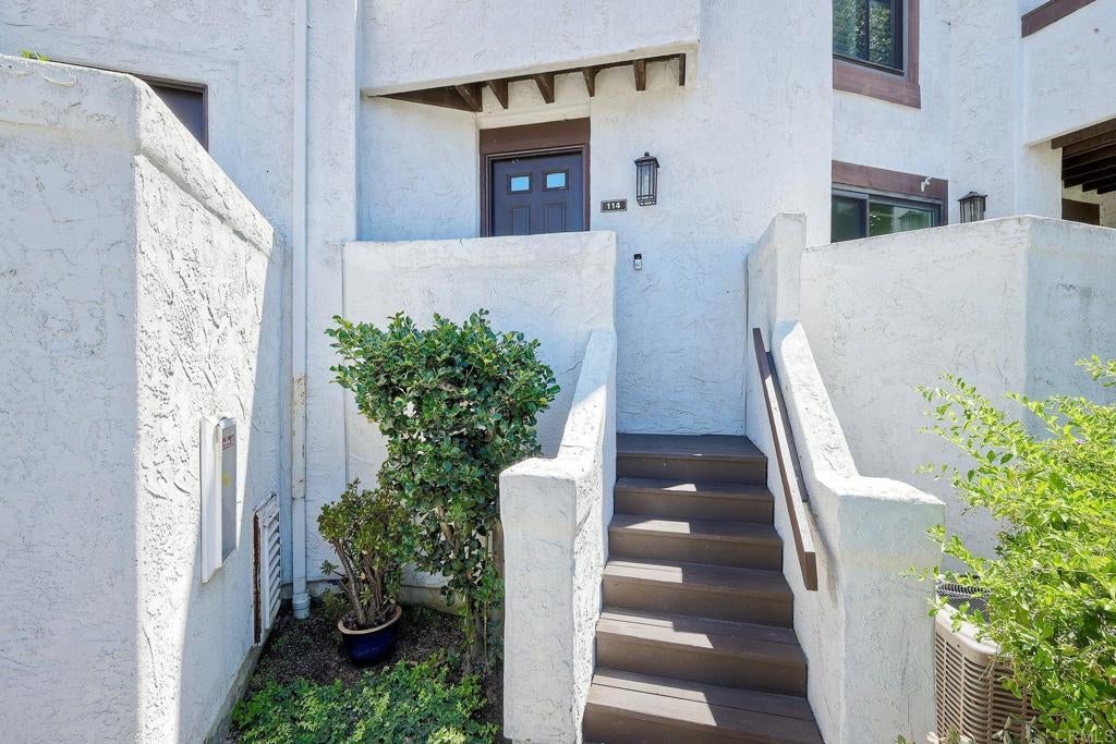 2232 Caminito Pajarito 114, San Diego CA 92107