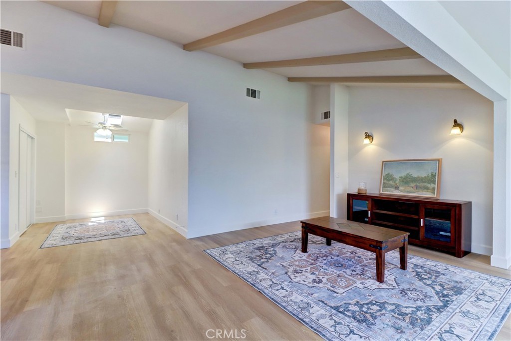 2509 View Lake 144