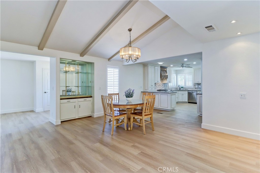 2509 View Lake 144