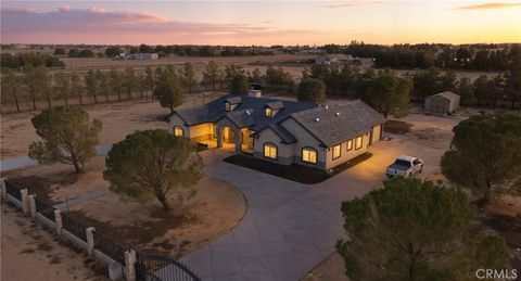 Photo of 49239 80th Street W, Lancaster, CA 93536 (MLS # DW25257434)