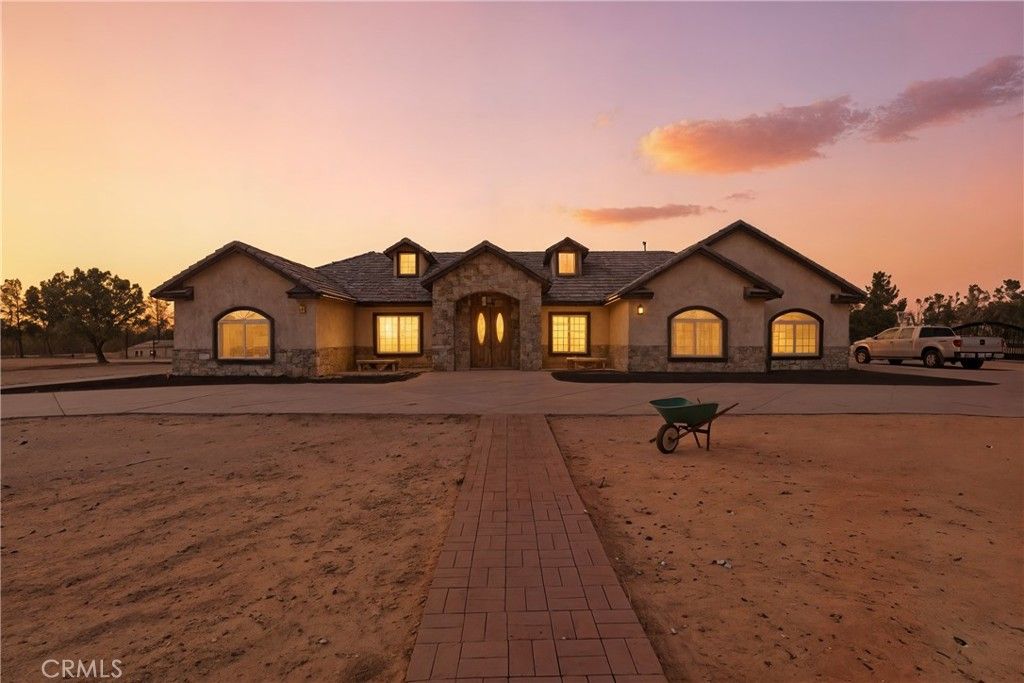 Photo of 49239 80th Street W, Lancaster, CA 93536 (MLS # DW25257434)