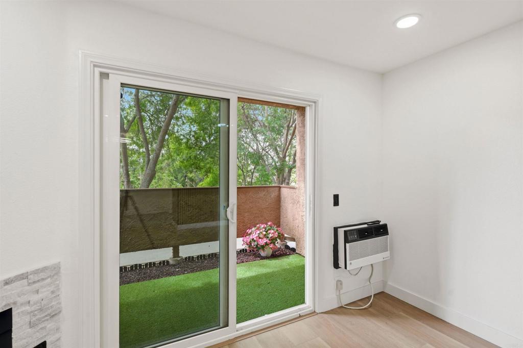 229 Woodland Parkway 170