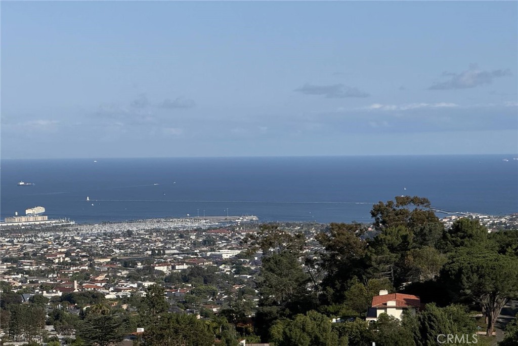 29813 Knoll View Drive