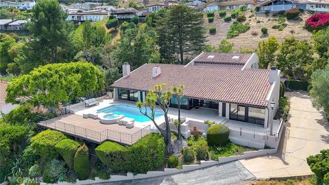 Photo of 29813 Knoll View Drive, Rancho Palos Verdes, CA 90275 (MLS # PV26089715)