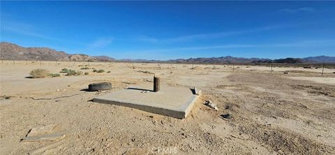 14888 Huff Rd. Lucerne Valley CA 92356